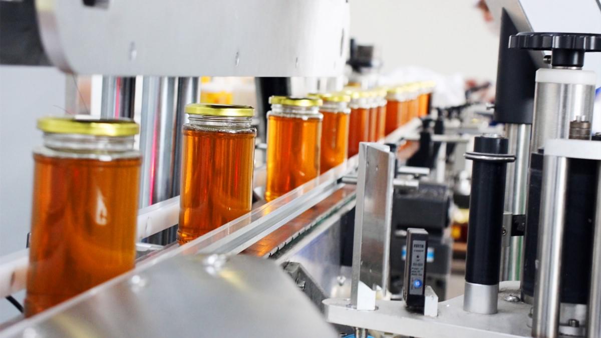 عسل نقي حسب الطلب من العميل اليمني (زجاجة 453 جرام)