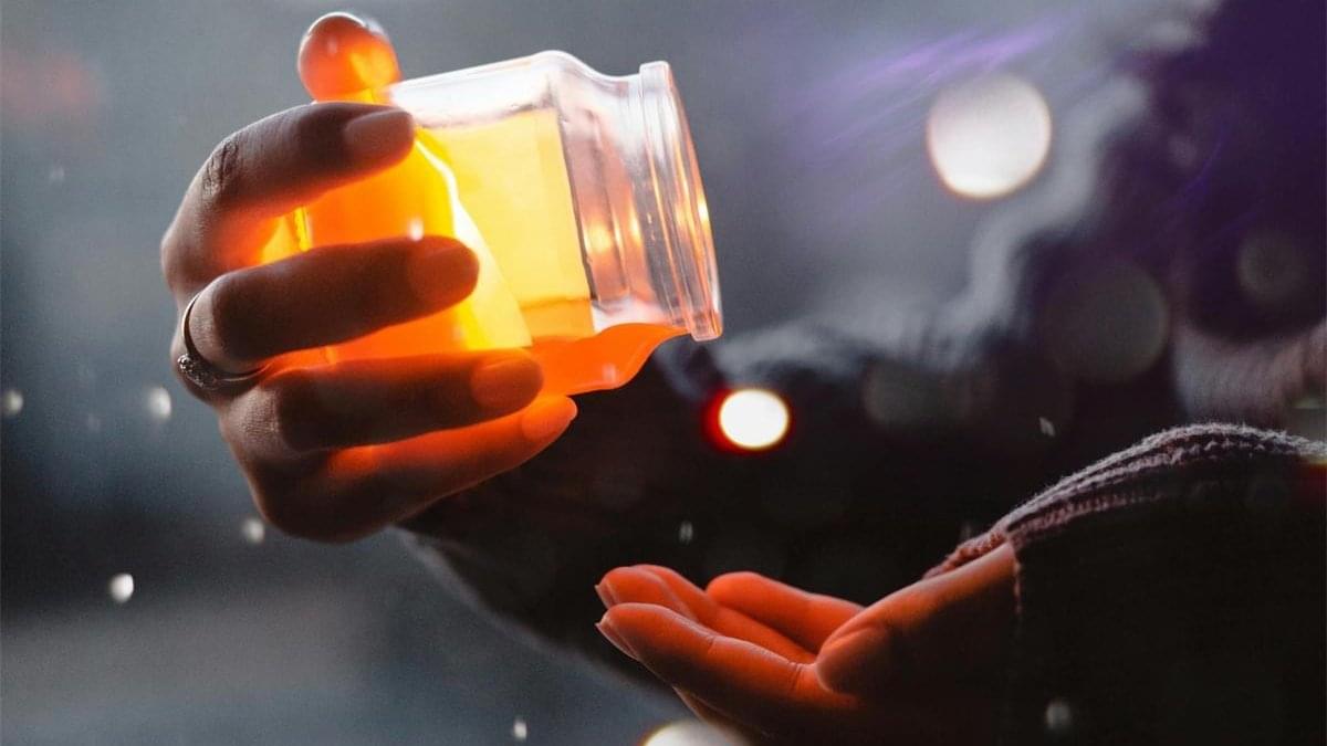 Nature's Antimicrobial Treasure: The Power of Honey